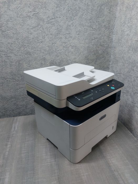 МФУ Xerox B205
принтер, сканер, копир.