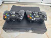 [Xbox360] Vând consolă Xbox 360 cu toate cablurile și 2 manete + Fifa
