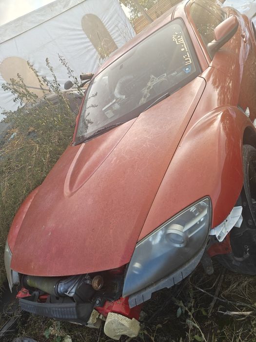 Vând Mazda RX8..