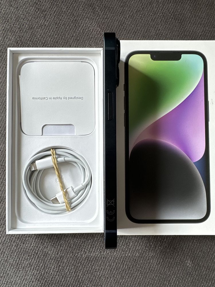 Apple Iphone 14 128 черен Отличен