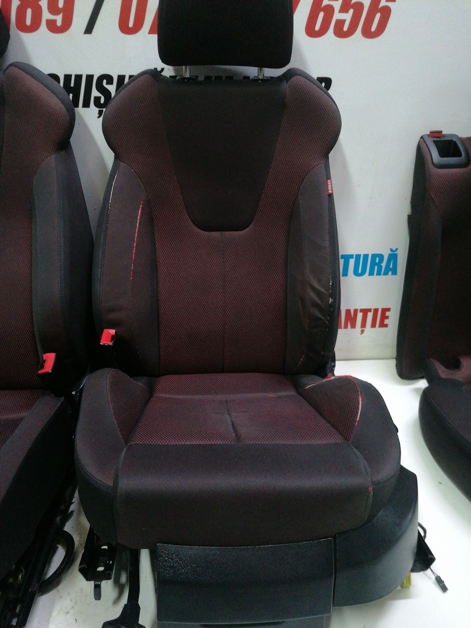 Scaune scaun stânga dreapta bancheta Seat Leon 1p FR sport