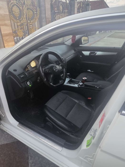 Mercedez benz c220 2008