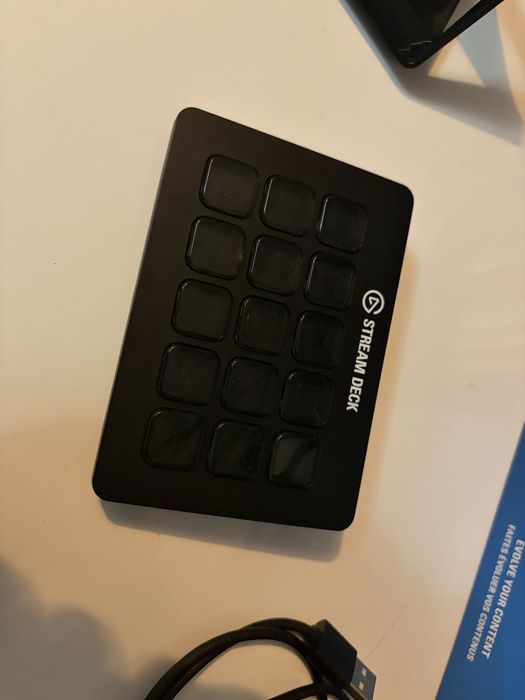 Stream deck 15 butoane ca nou
