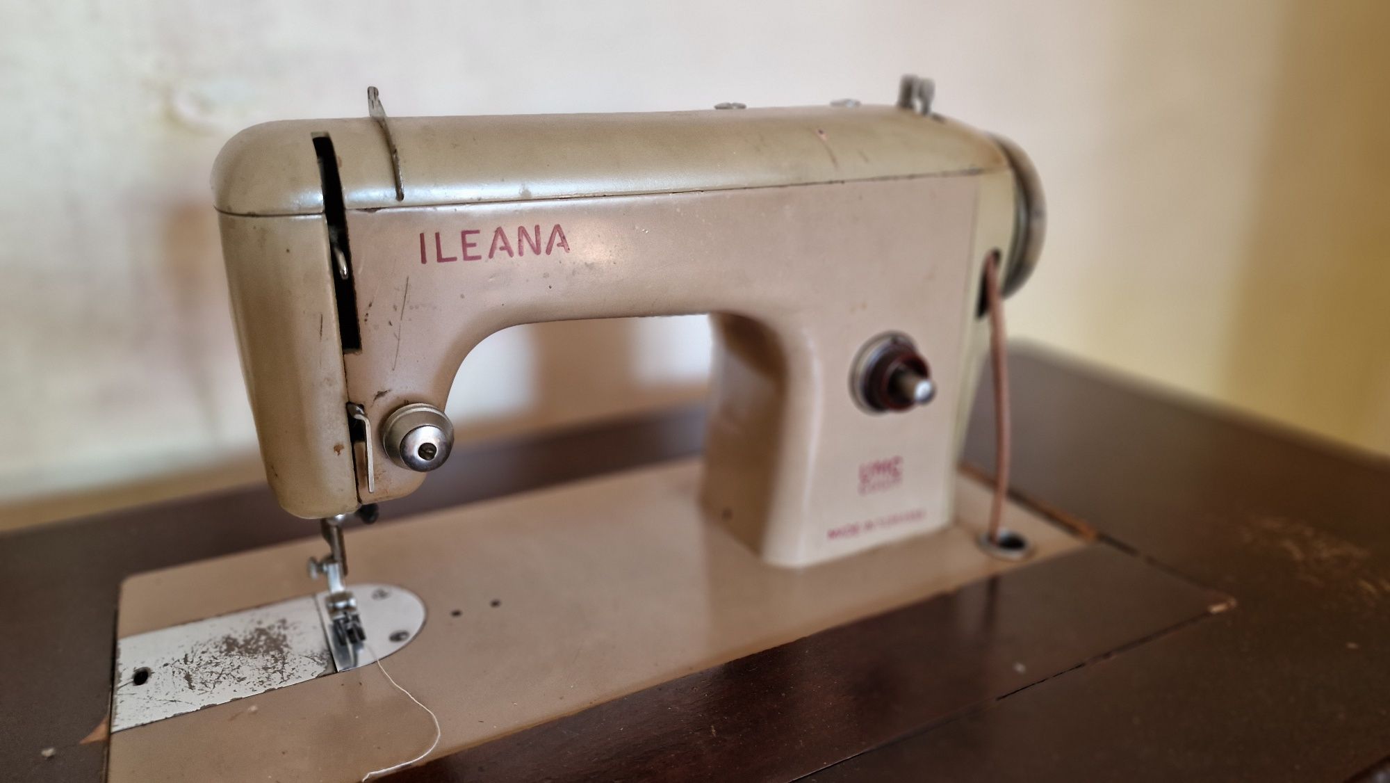 Vand masina de cusut vintage Ileana