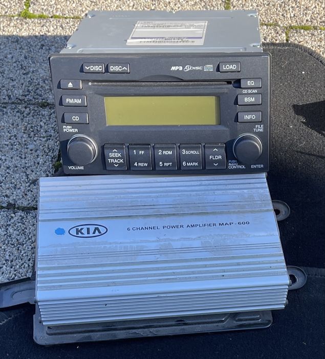 Sisteme multimedia OEM Kia Sorento 2008 si Vw Passat 2004