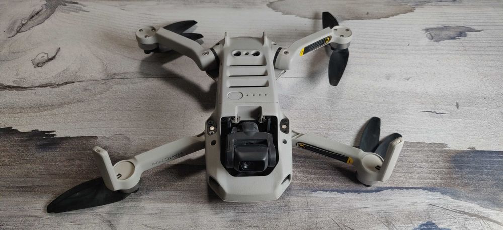 Продаю дрон коптер Dji mavic mini 1