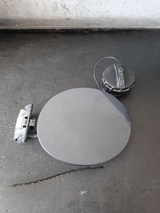 Capac usita rezervor cu buson mazda 2