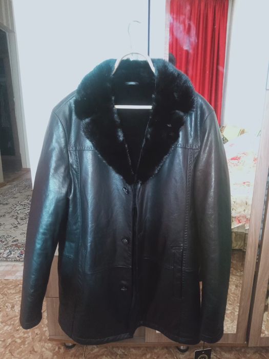 Продам шапку норковую ушанку,кепку норковую и кожанную дубленку