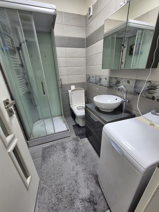 Apartament 3 camere OTOPENI Central, utilat complet, parcare inclusa