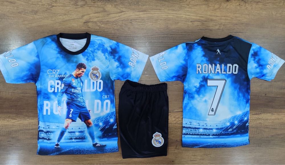 Cristiano Ronaldo (Детски Футболни Тениски и Тениска със Шорти екипче)