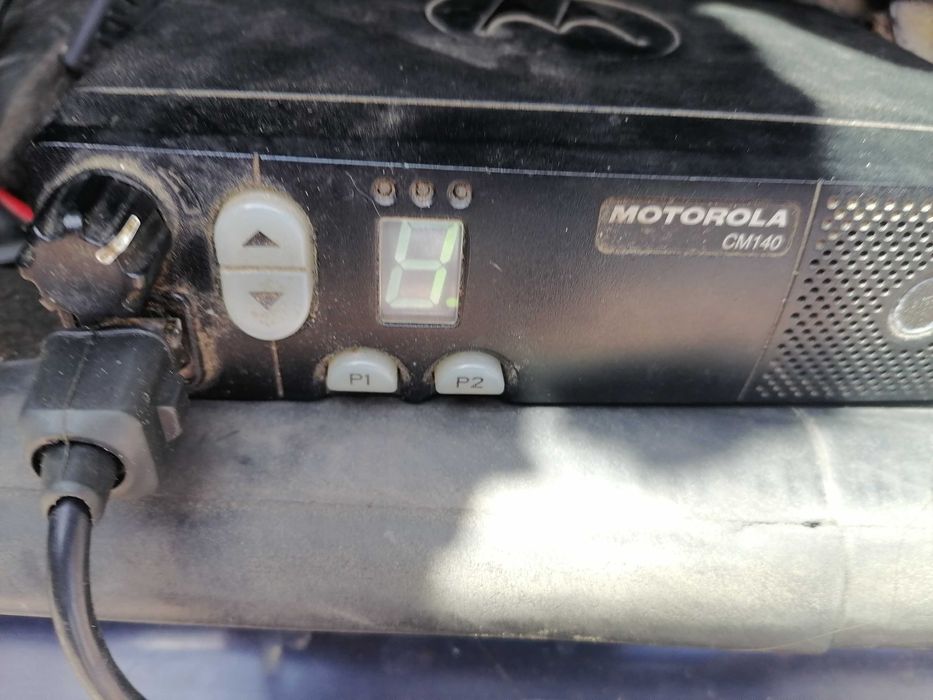 Statie taxi Motorola CM 140 cu antenă nouă
