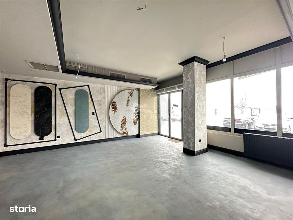 Spatiu comercial 85 mp zona Strand