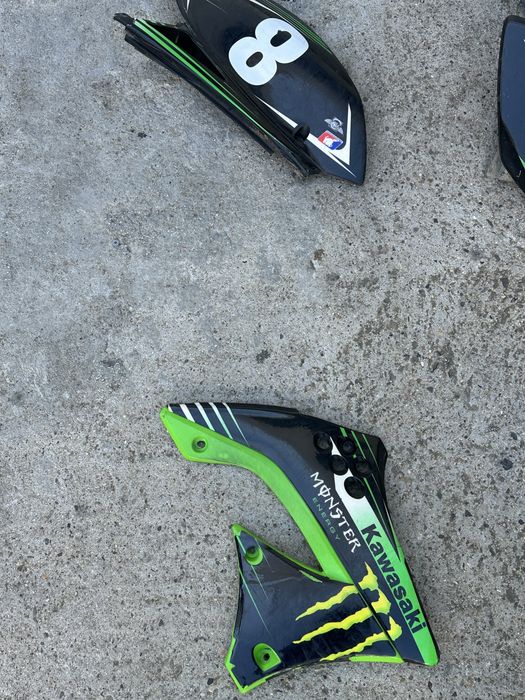 Пластмаси за kawasaki kxf450 2012