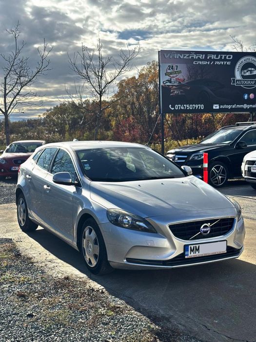 Volvo V40 D2 2014