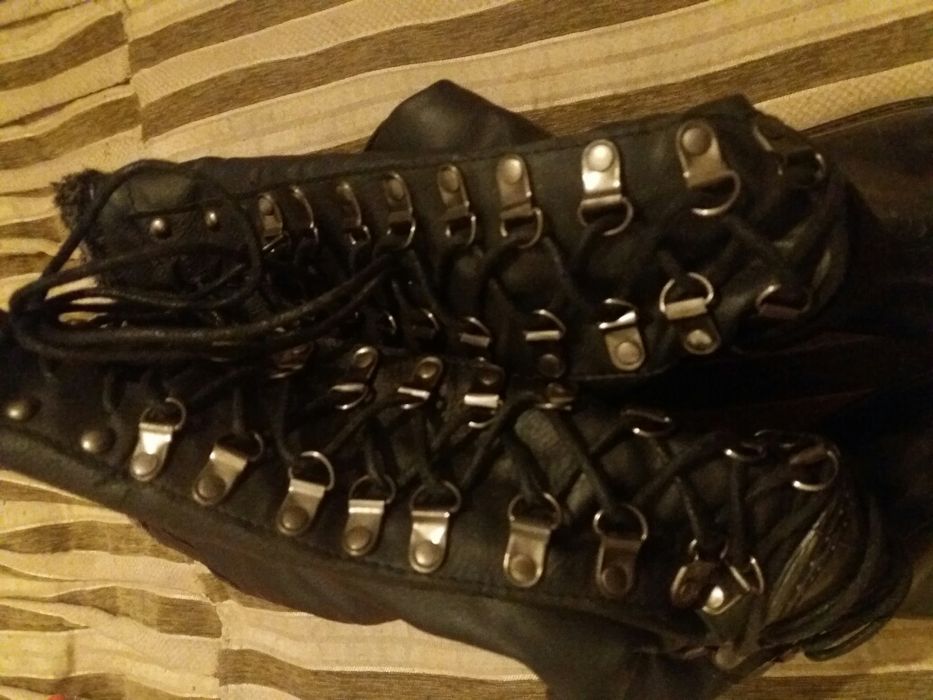 Оригинални Ботуши!- 90%!