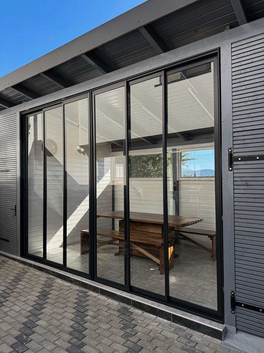 Rulouri Exterioare, Plase, Pergole, Inchideri Terasa – Soluții Layers