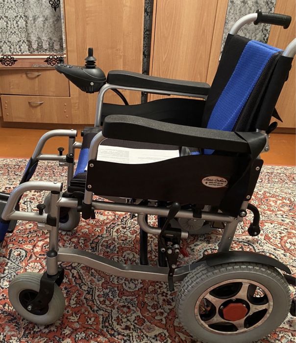 Продам электрическую коляску