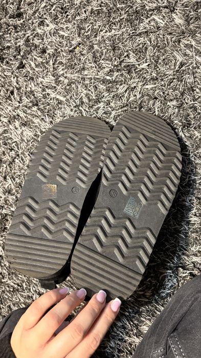 Ghete tip UGG piele intoarsa noi