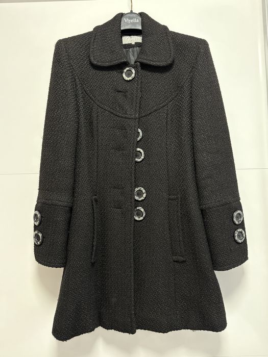 Paltoane damă de lungime medie