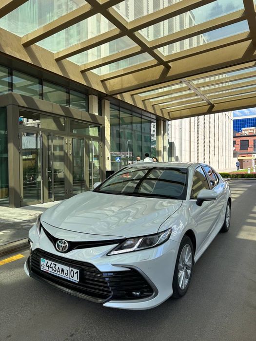 Toyota Camry 75 2023 европеец