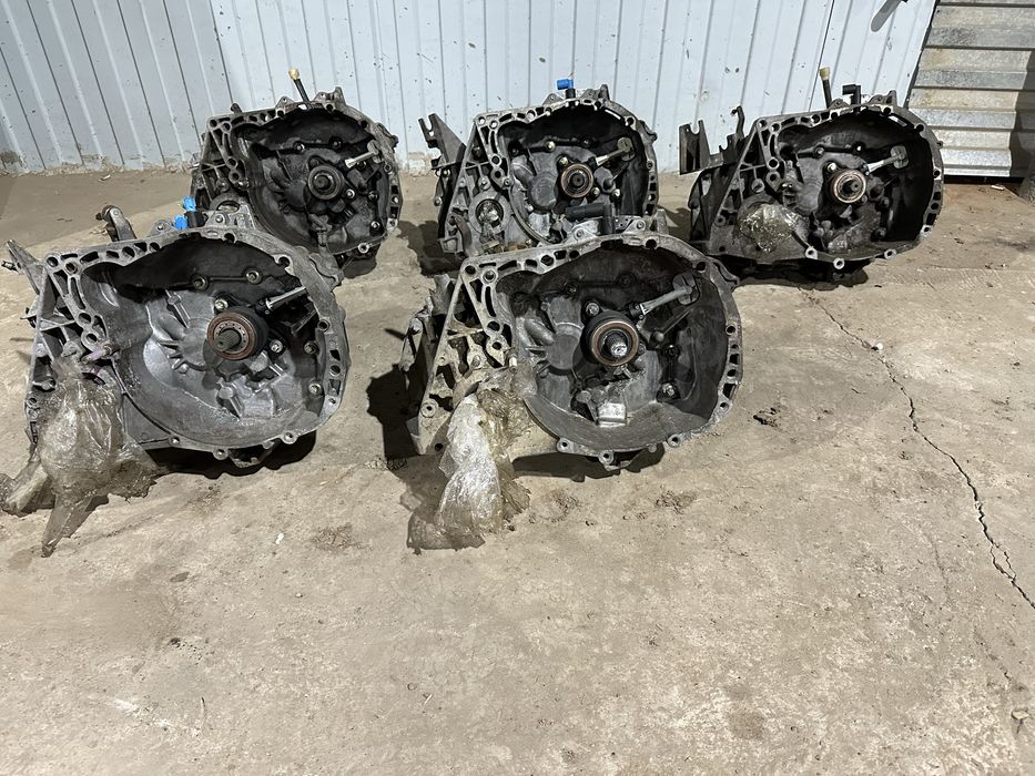 Коробка на Ларгус