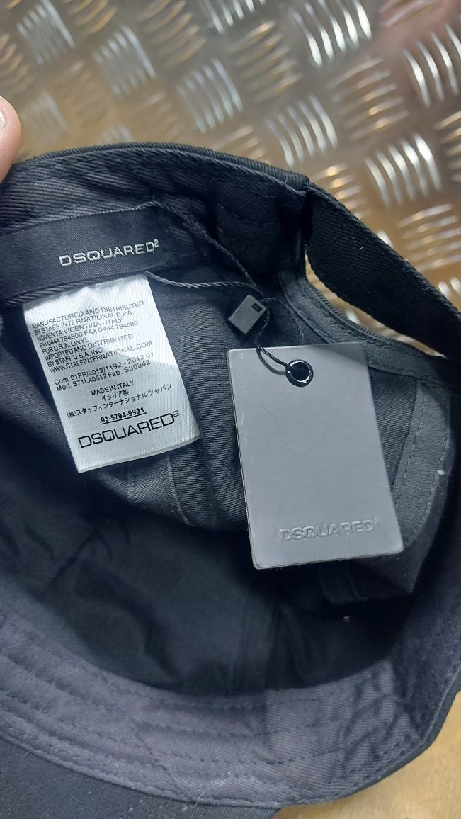 Dsquared2 шапка мъжка