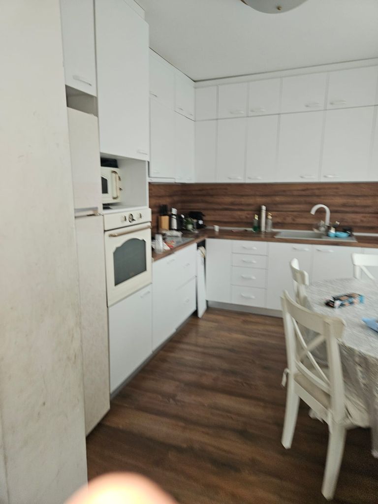 Продава се Къща в с. Казичене, Област София-град - 140 кв.м за 2822 €/кв.м - Снимка #16
