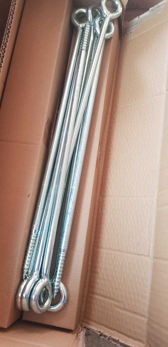 Surub cu inel pentru ancorare schela