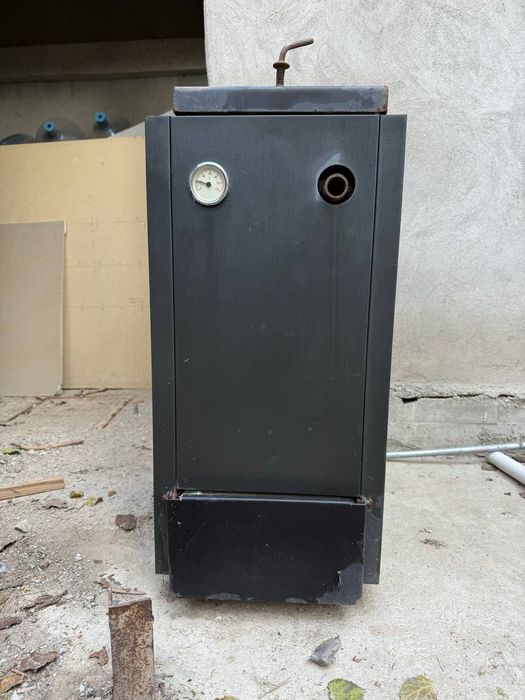 Котел твердотопливный