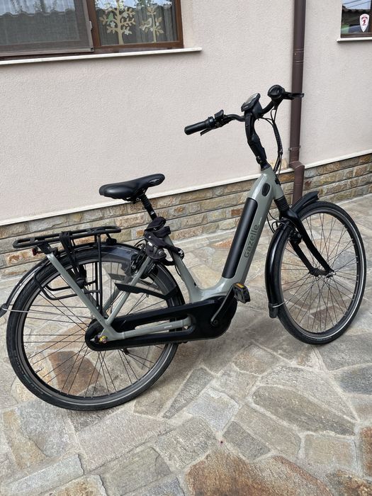 Електрически велосипед /Gazelle Grenoble C8+