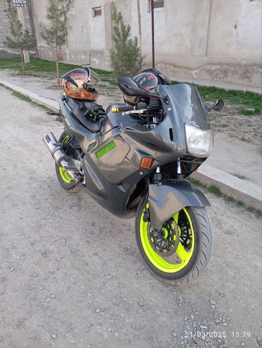 Honda 600 kub 1996 yil