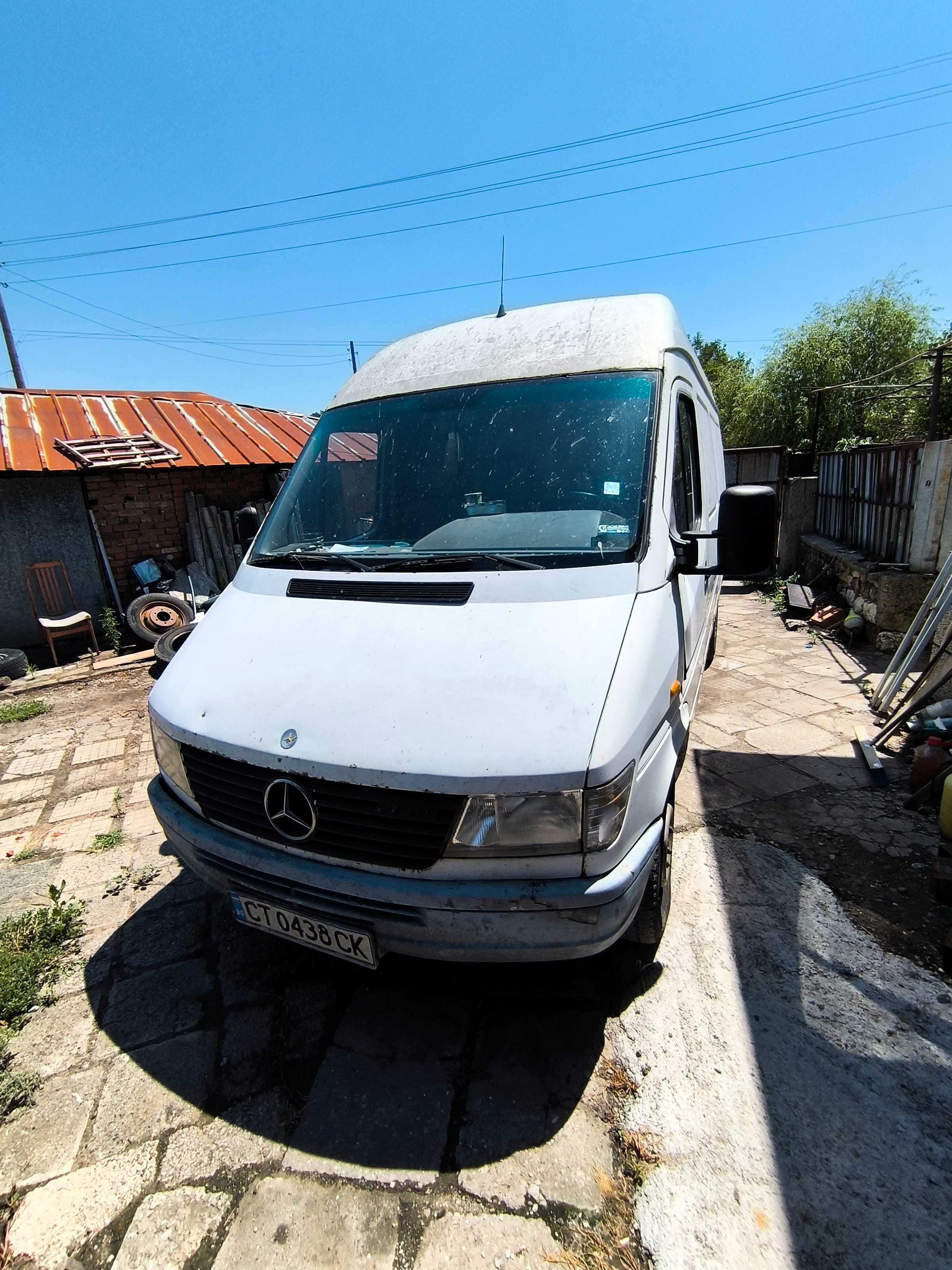 Mercedes sprinter 208 2.3D
