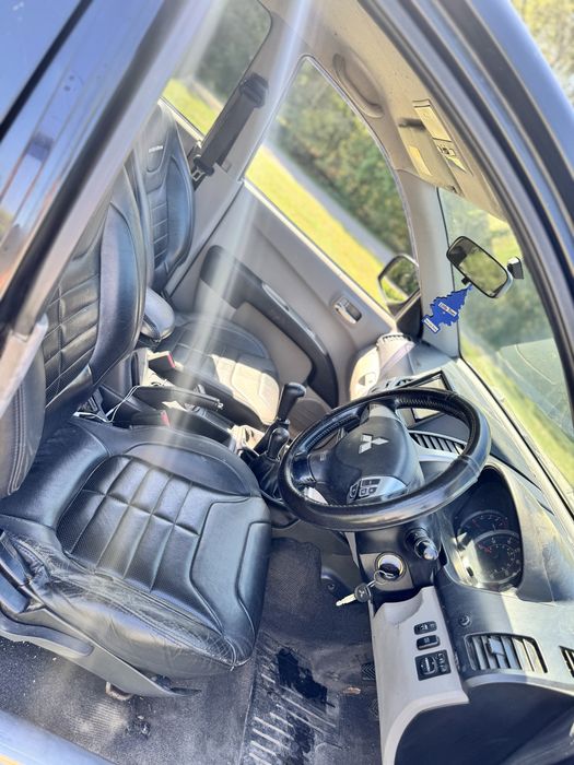 Mitsubishi L200 Barbarian 2011 2.5di-d