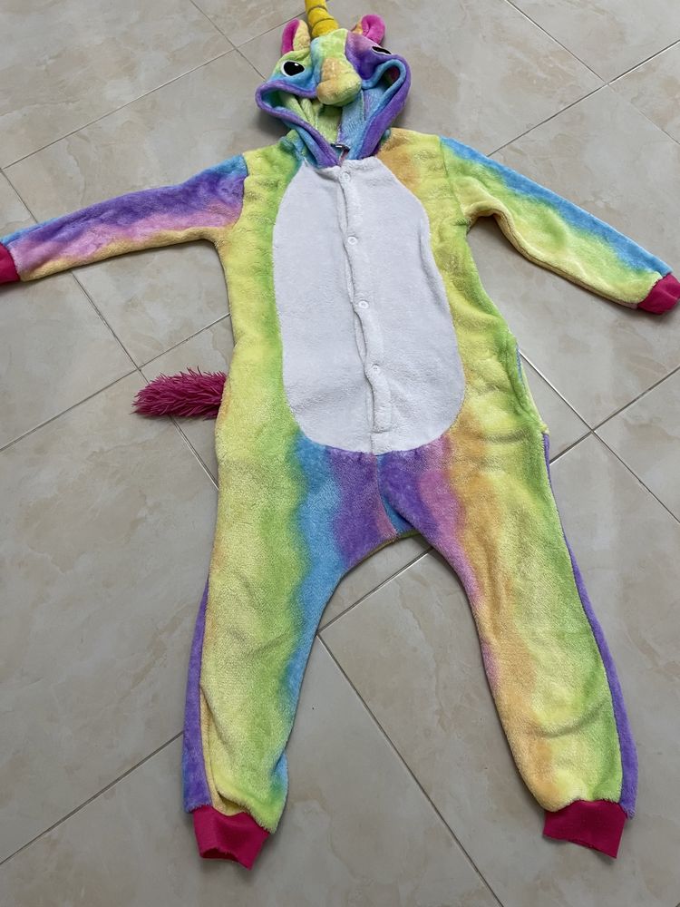 Плюшевый нежный костюм кенгуру единорожка