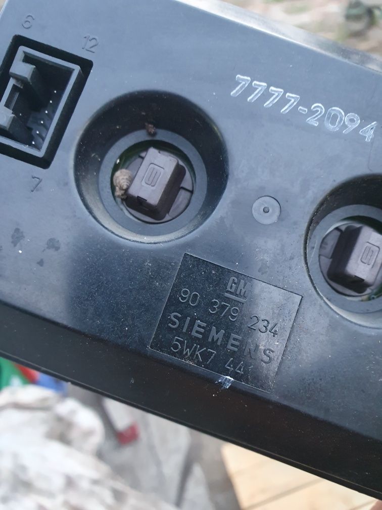 Табло Opel Omega 90379234