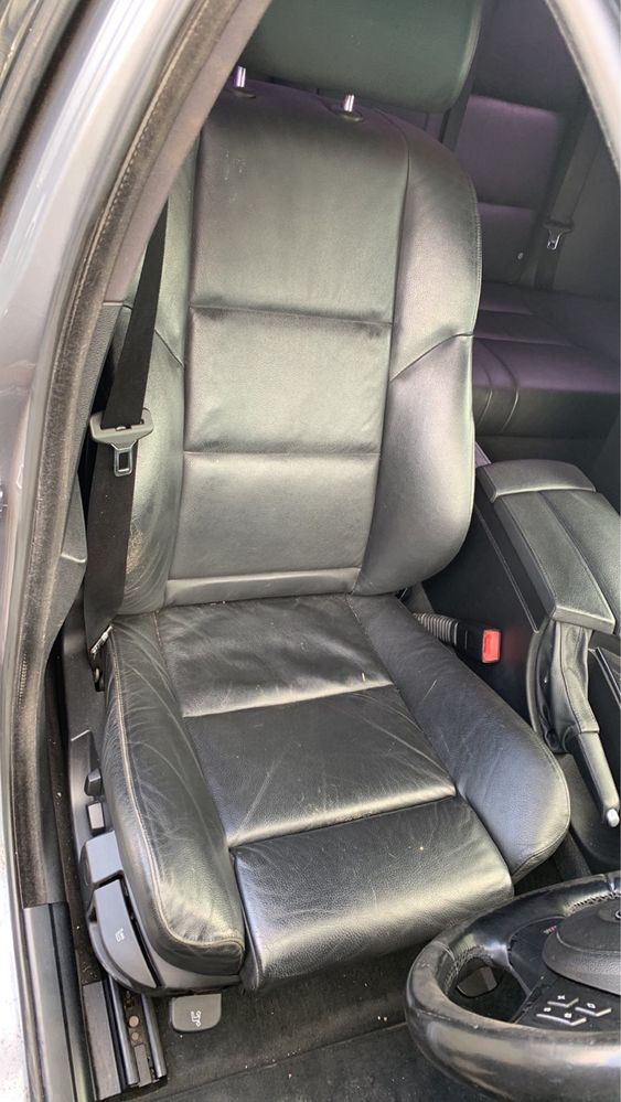 Продаваме на части бмв ф10 520д 184ка bmw f10 2.0d 184hp.