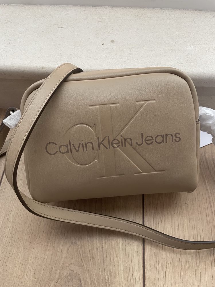 Чанта Calvin Klein