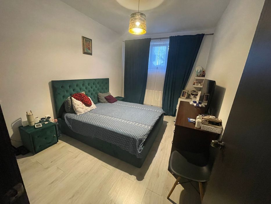 Apartament 3 camere Demisol, str Weiner Palada