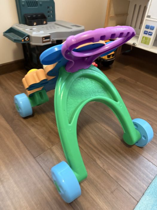 Музикална проходилка Fiser price уоукър