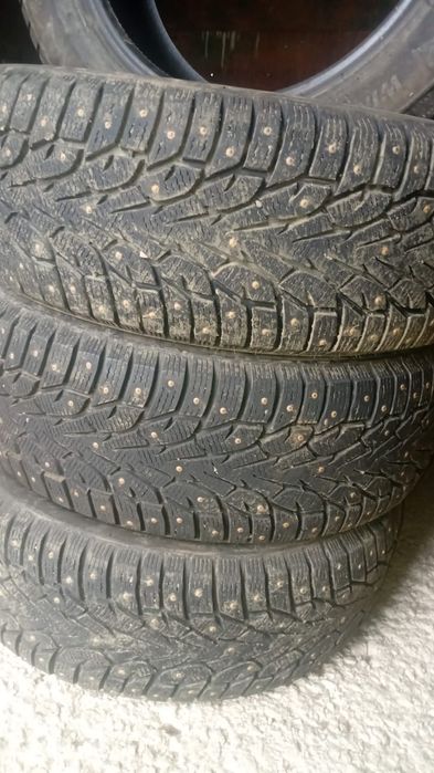 Продам бу шины зимние состояние отличное как новые