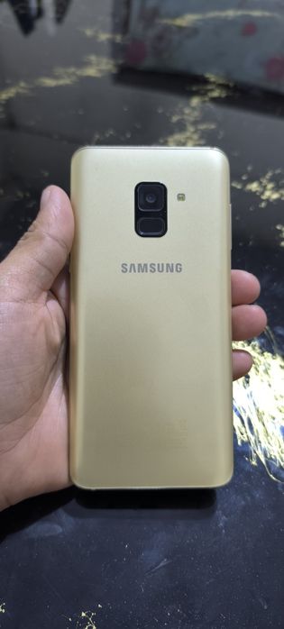 Samsung a8 2018 sroshna