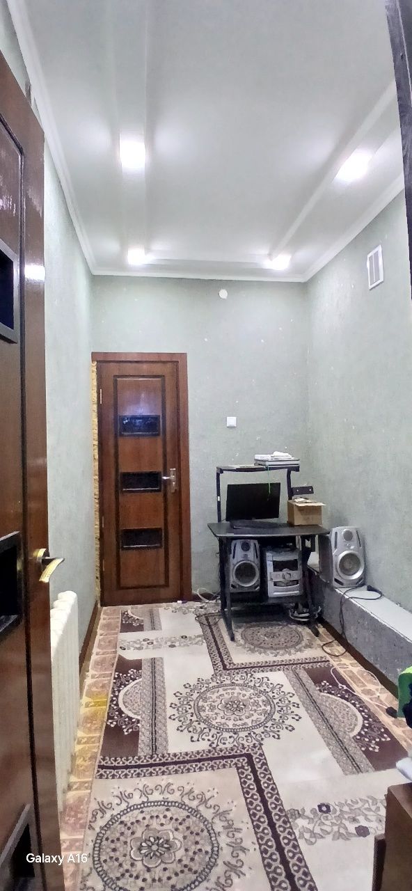 Срочно Квартира продается/сотилади 10 район 1/3