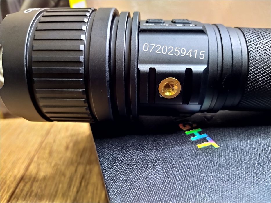 Lanterna Profesionala COBA CB-G401, Putere 300W, 4 Acumulatori