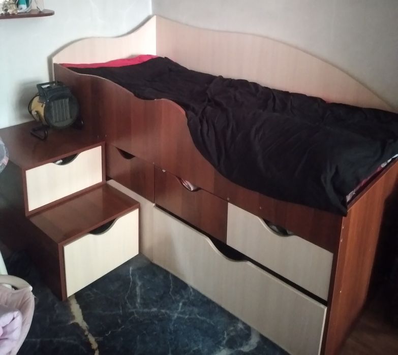 Срочно продам кровать