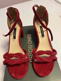 Дамско сандали Gino Rossi малиново червен велур, , носени веднъж