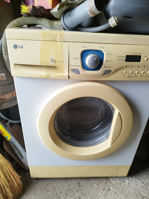 Продам стиральную машину