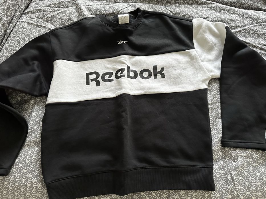 Bluza Reebok noua