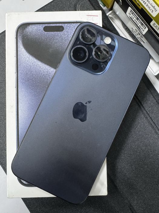 iPhone 15 Pro Max 256 E-Sim