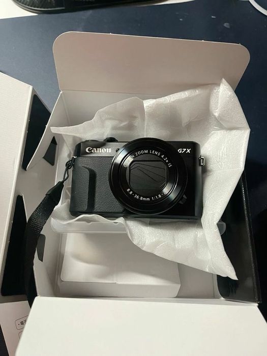 Фотокамера Canon PowerShot G7X Mark II Premium Kit