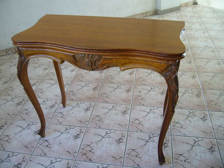 Уникални Помощни Маси